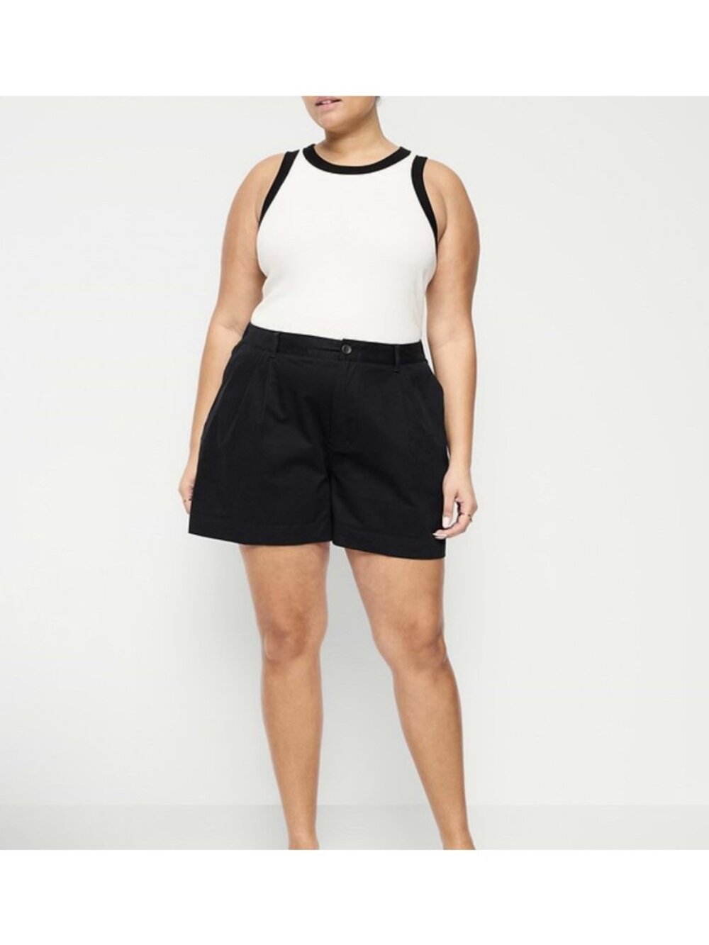 Old Navy Womens Extra High Rise OG Chino Shorts 3X Black NWT Preppy